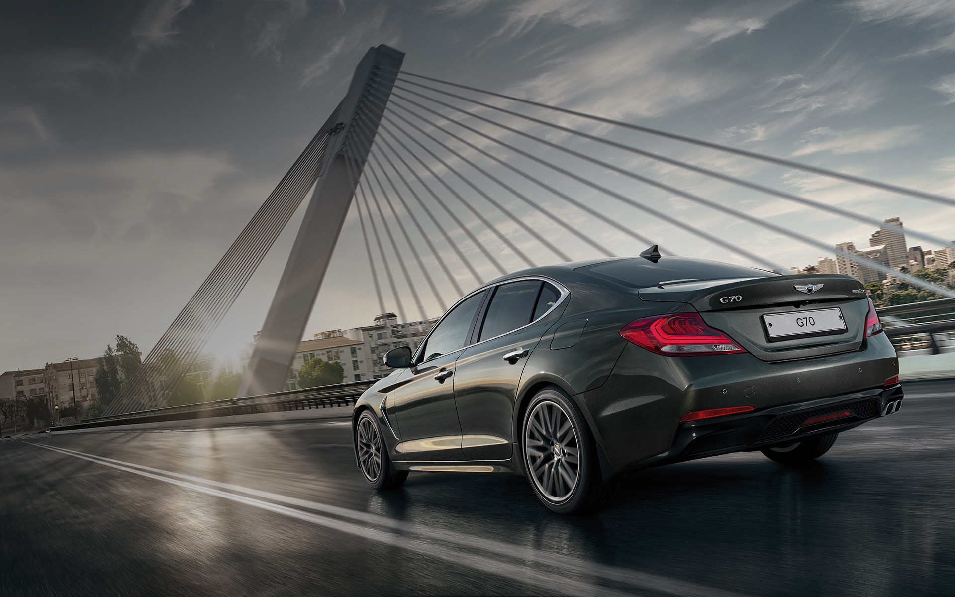 GENESIS G70 Safety Features - BALANCED PERFORMANCE